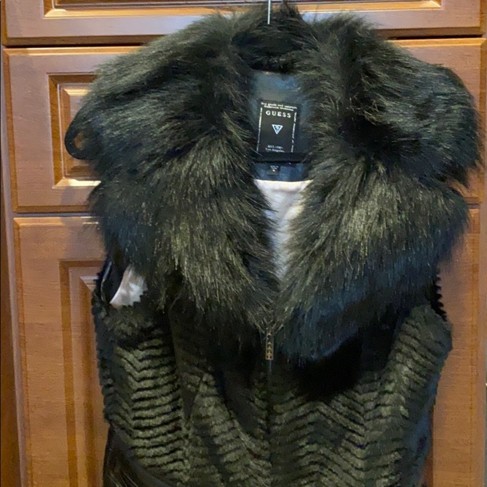 Guess faux fur vest